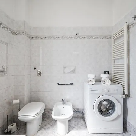 Roma 23, Smartstay Lägenhet Rozzano