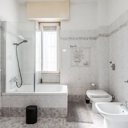 Roma 23, Smartstay Lejlighed Rozzano