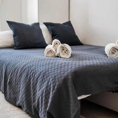 Roma 23, Smartstay Lejlighed Rozzano